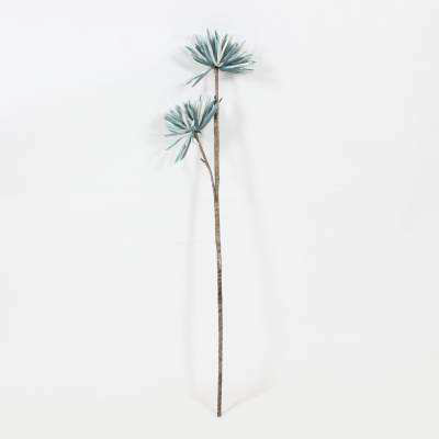 2 L. BLUE FLOWER ONE STEM